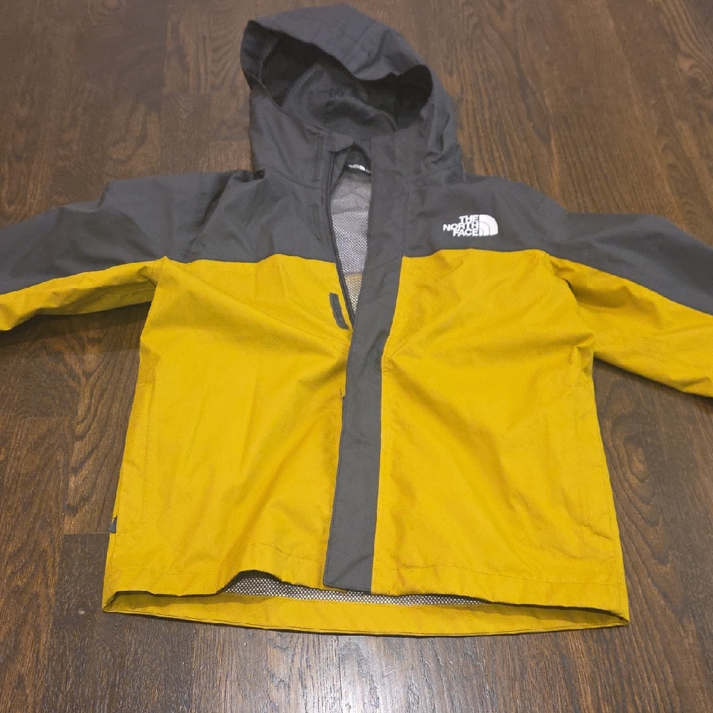 The North Face Kids Raincoat in Mustard and Charcoal